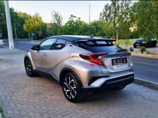 Toyota C-HR foto 7