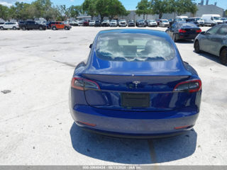 Tesla Model 3 foto 15