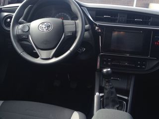 Toyota Auris foto 10