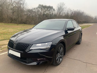 Skoda Superb foto 2