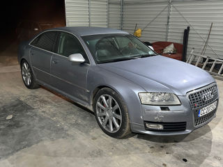 Audi A8 foto 10