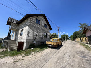 Casă spațioasă în Ialoveni, zonă verde, priveliște frumoasă,liniște,comunicații! foto 2