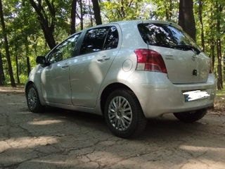 Toyota Yaris foto 3