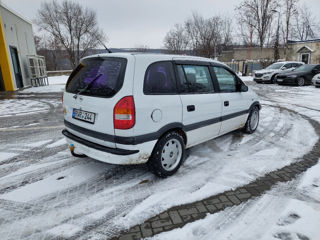 Opel Zafira foto 5