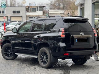 Toyota Land Cruiser Prado foto 4