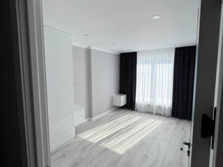 Apartament cu 3 camere, 72 m², Centru, Orhei foto 2