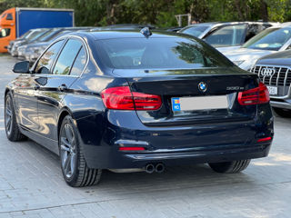 BMW 3 Series foto 5