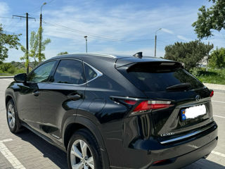 Lexus NX Series foto 2