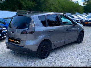 Renault Scenic foto 5