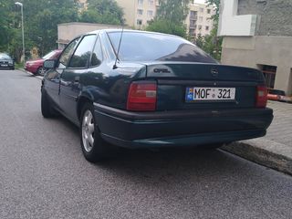 Opel Vectra foto 1