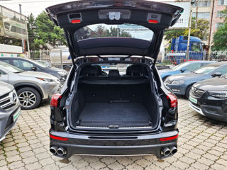 Porsche Cayenne foto 13