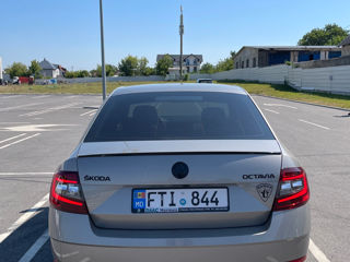 Skoda Octavia foto 2