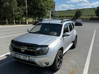 Dacia Duster foto 0