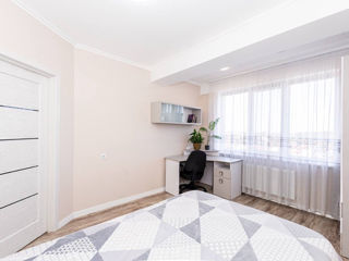 Apartament cu 2 camere, 70 m², Buiucani, Chișinău foto 4