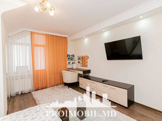 Apartament cu 3 camere, 90 m², Centru, Chișinău foto 3