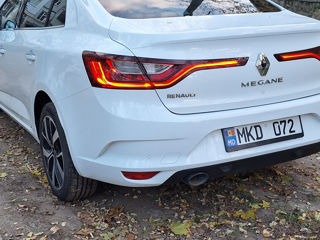 Renault Megane foto 2