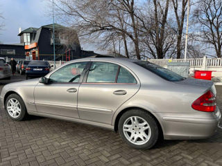 Mercedes E-Class foto 6