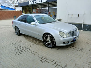 Mercedes E-Class