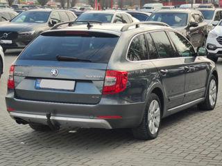 Skoda Superb foto 3