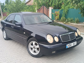 Mercedes E-Class