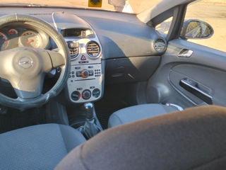 Opel Corsa foto 6