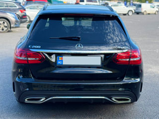 Mercedes C-Class foto 6