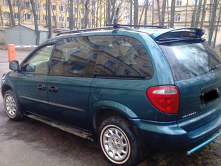 Chrysler Voyager foto 5