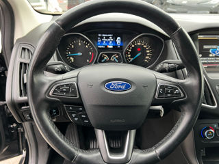 Ford Focus foto 11