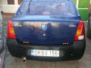 Dacia Logan foto 2