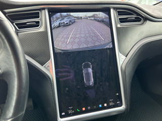 Tesla Model S foto 14