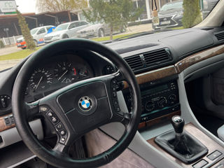 BMW 7 Series foto 9