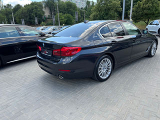 BMW 5 Series foto 3