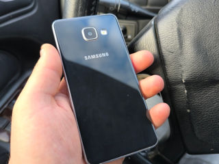 Samsung Galaxy A3 (2016) foto 3