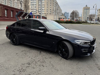 BMW 5 Series foto 5