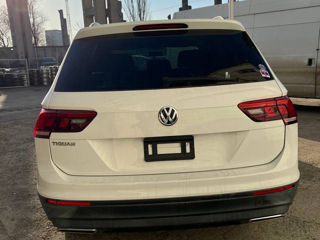 Volkswagen Tiguan foto 3