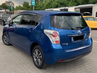 Toyota Verso foto 3