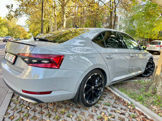 Skoda Superb foto 3