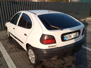 Renault Megane foto 4