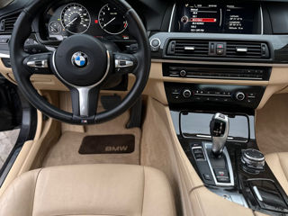 BMW 5 Series foto 8