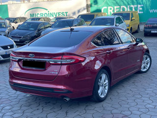 Ford Fusion foto 4