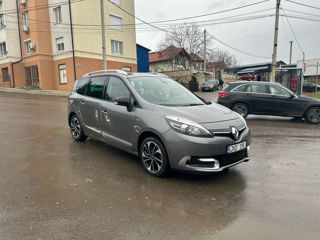 Renault Grand Scenic foto 2