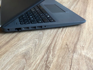 Laptop  HP  i5 10gen.256 gb foto 6