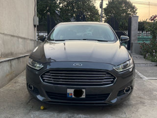 Ford Fusion foto 1