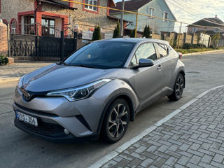 Toyota C-HR foto 4