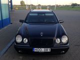 Mercedes E Class foto 2