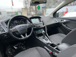 Ford Focus foto 17