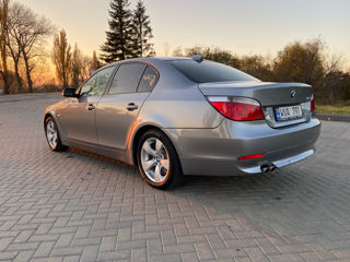 BMW 5 Series foto 2