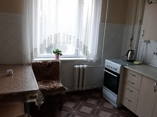 Apartament cu 2 camere, 55 m², Sculeni, Chișinău foto 2