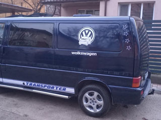 Volkswagen Caravelle foto 2