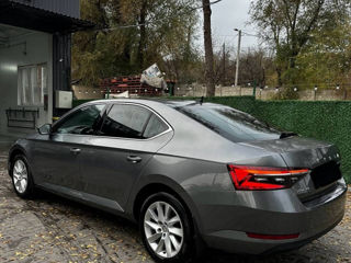 Skoda Superb foto 5